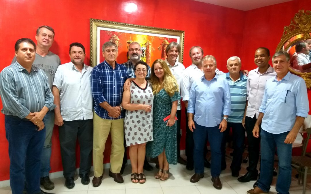 Presidenta do Consello da Cultura Galega em visita ao Clube Espanhol